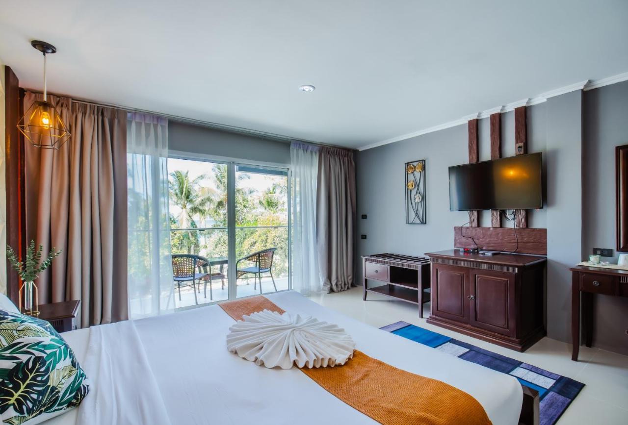 Time Out Hotel Patong Exterior foto